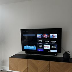 TCL 55 inch 4K Smart LED Roku TV