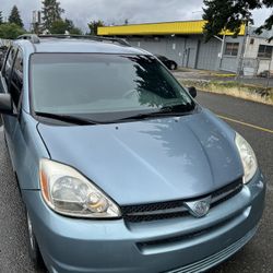 2005 Toyota Sienna