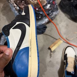 Travis Scott fragments size 10