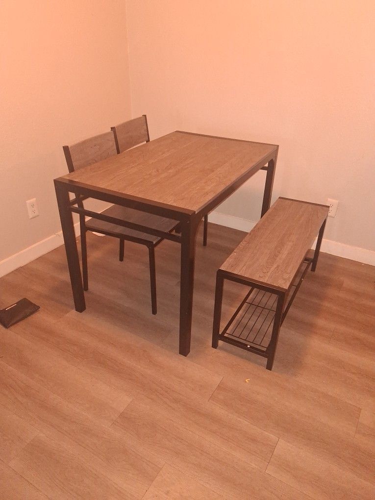 Table And Chairs $25