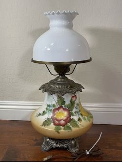 Vintage Hurricane Parlor Lamp 23" Tall Gone with the Wind Style