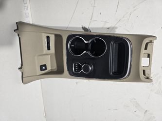 GEAR SELECTOR WITH PANEL AND CUPHOLDER DODGE DURANGO