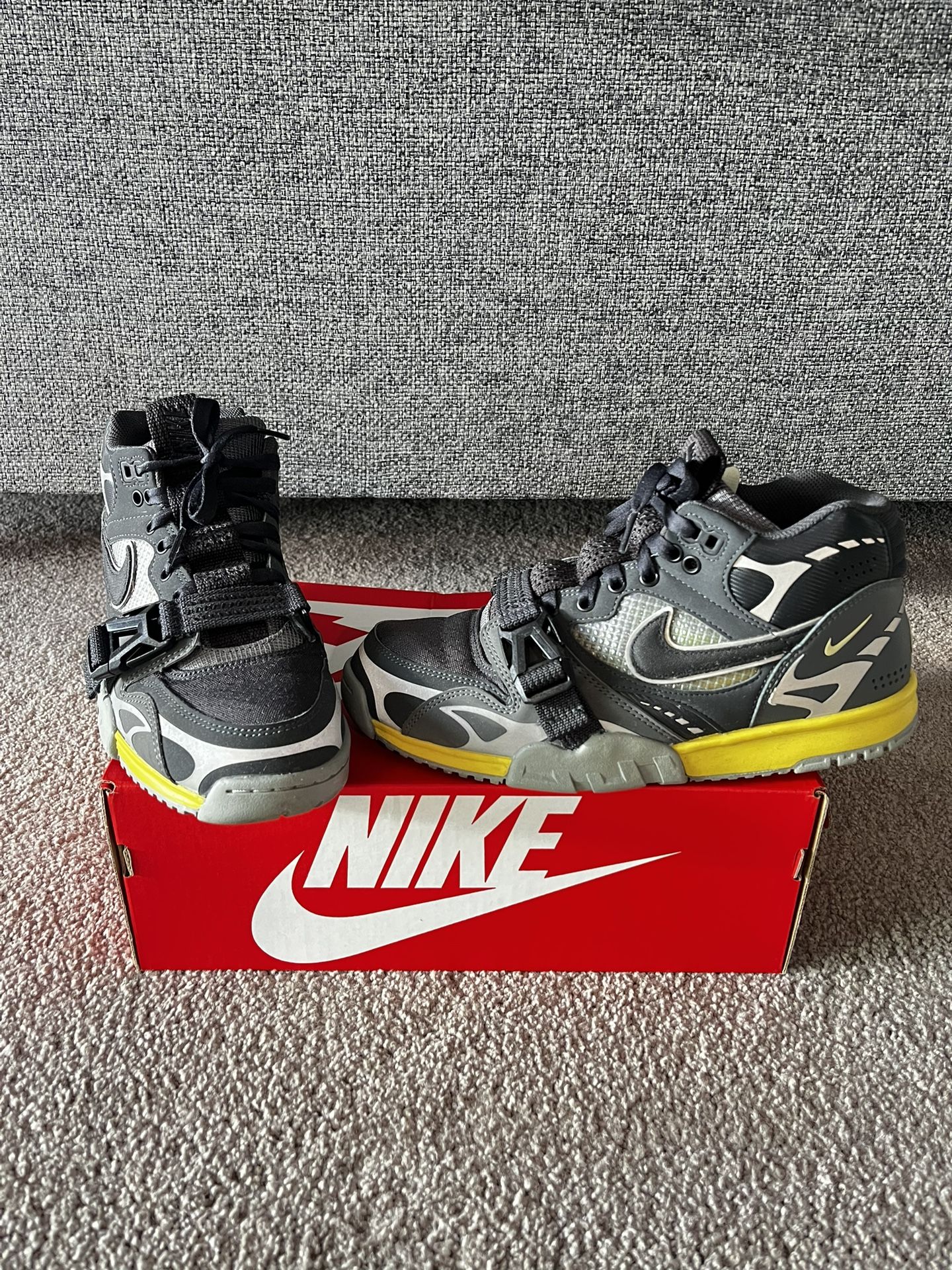 Nike/Puma Shoes (Great Condition)