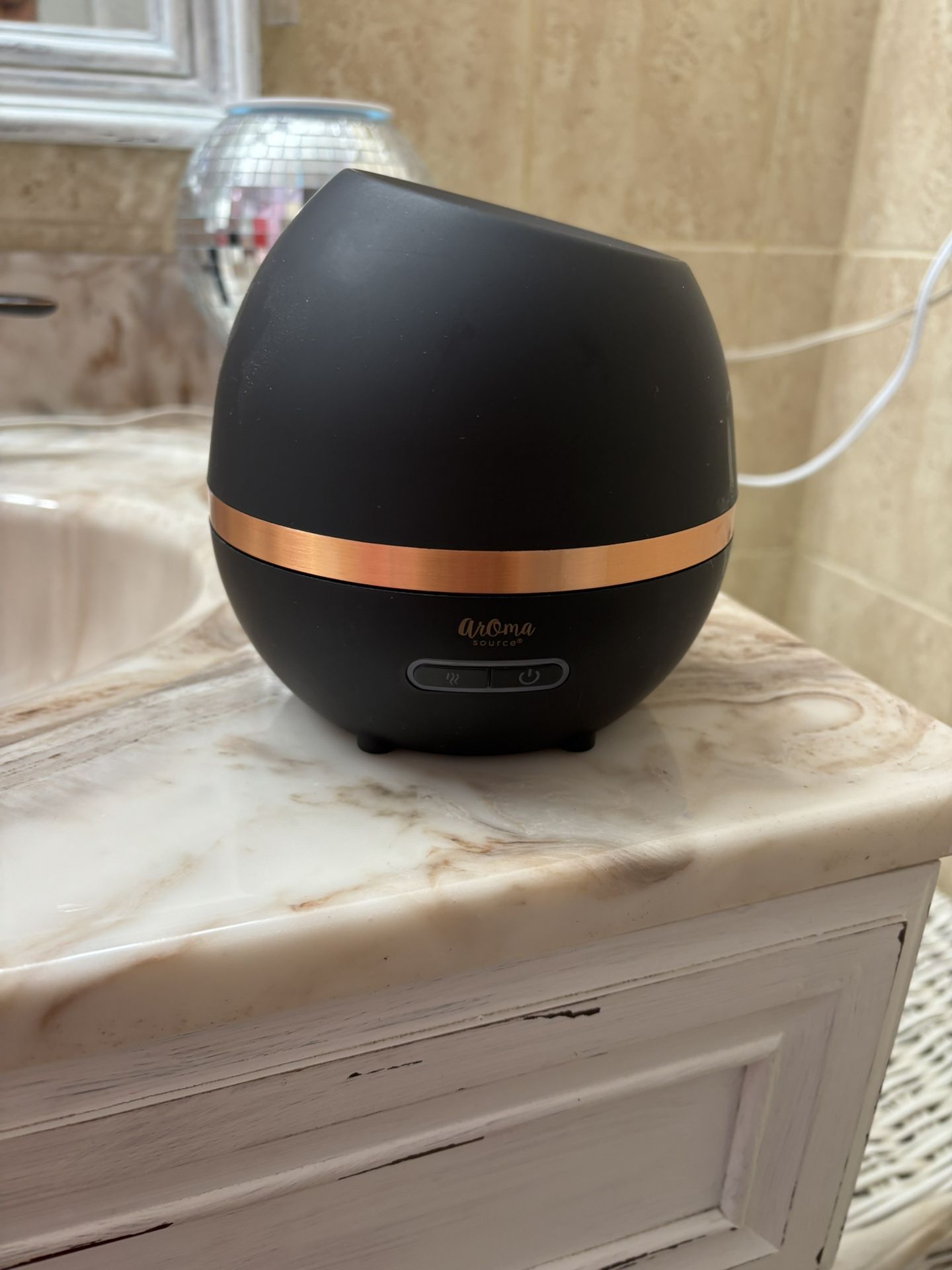 Aroma Source Oil Diffuser With 3 Essential Oil Kits