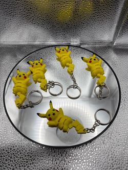 Flexy Pikachu keychain