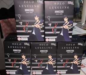 Solo Leveling Hangers Exclusive Flocked Edition