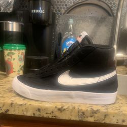 Nike Blazer Mid 77 Vintage Black Suede 