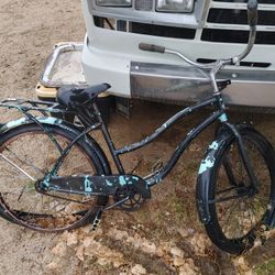 Vintage Huffy Cruiser Bicycle
