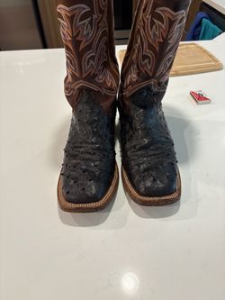 Full quilt ostrich skin boots