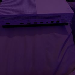 Xbox One S (no Controller)