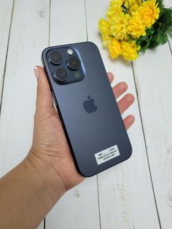 iPhone 15 Pro (Unlocked) 256GB