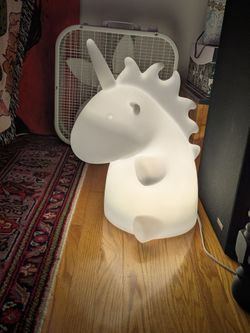 Smoko Giant Unicorn Lamp