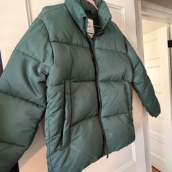 New Women’s Abercrombie Down Puffer Jacket