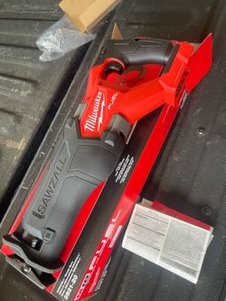 Milwaukee m18 fuel sawzall (tool only)