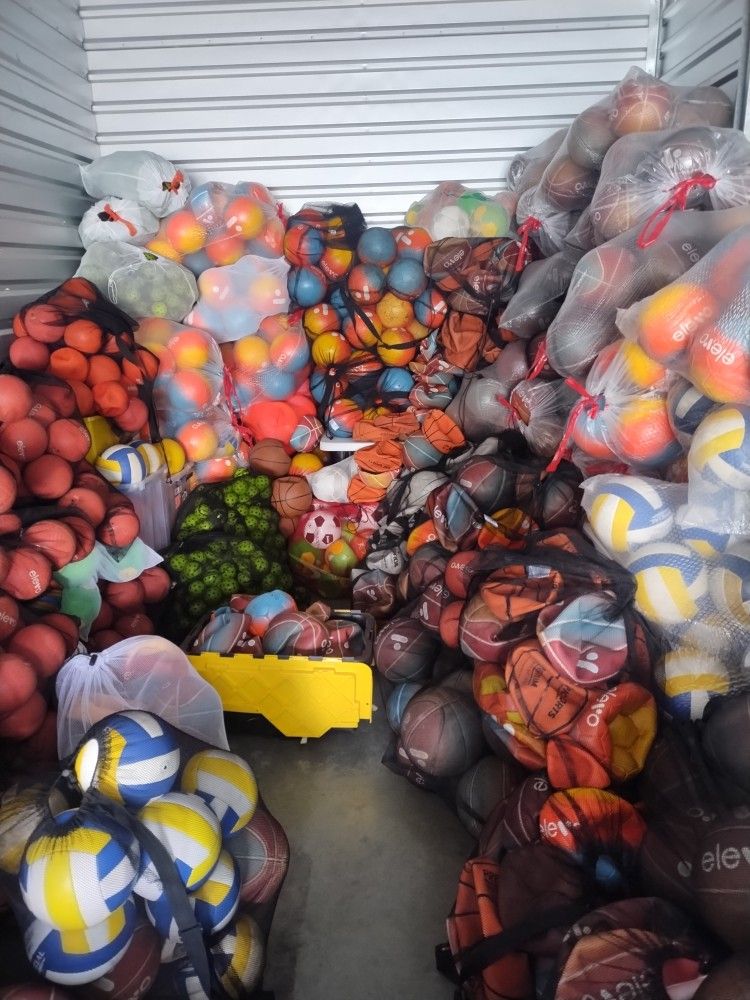 Sports Balls: 🏐 Vóleibol/🏀 Básquetbol/Futbol Americano