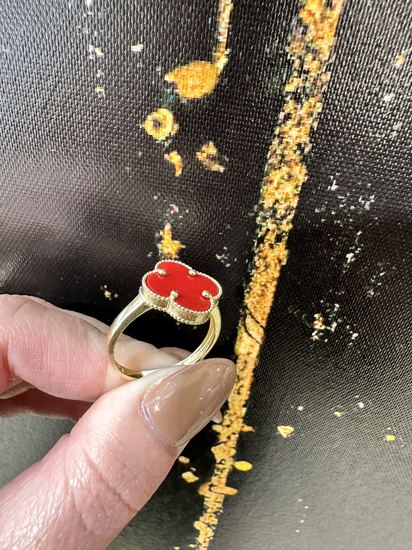 10k RED FLOWER RING
