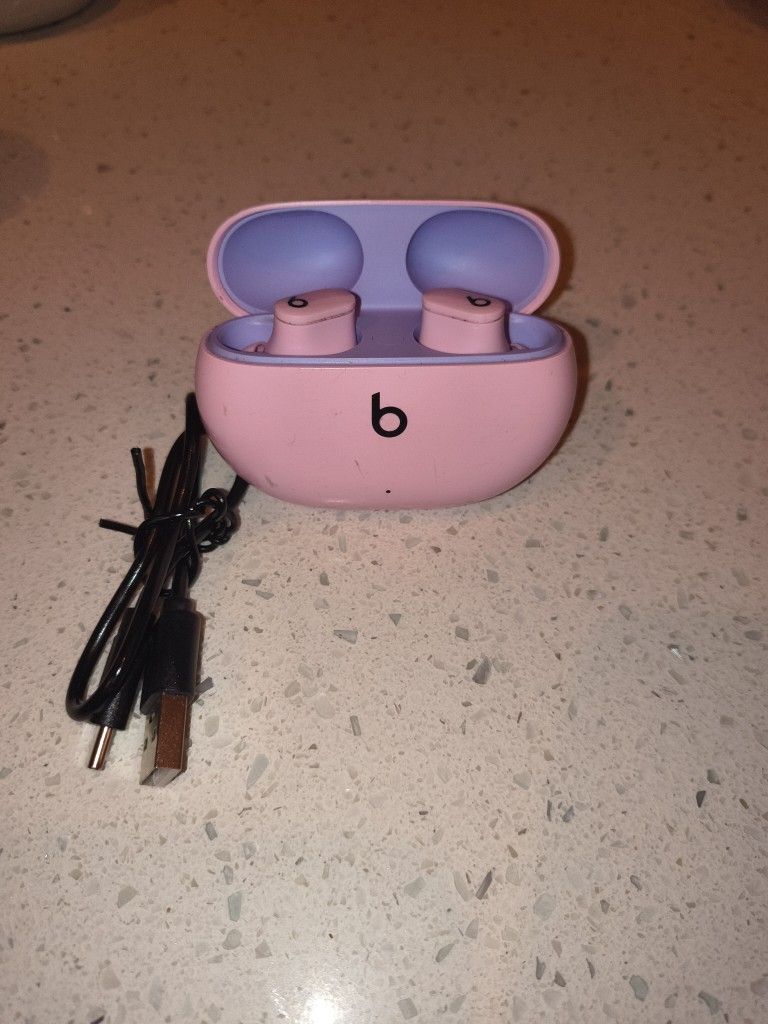 Pink Beats Studio Buds