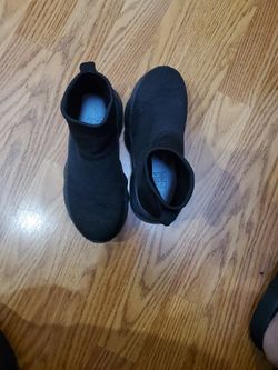 Girl Shoe Black Size 1.5