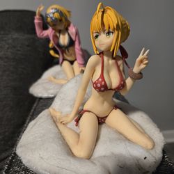Fate Stay Saber Figurines