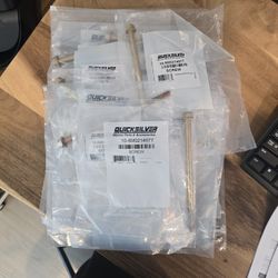 (16) Mercury Screw 8M0214977