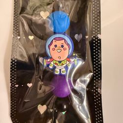 DISNEY BUZZ LIGHTYEAR KEYCHAIN NEW METAL