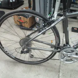 Used Trek 7.2FX 700C 24 Speed Hybrid Bike w/ Computer (Needs New Tire & Tune Up)