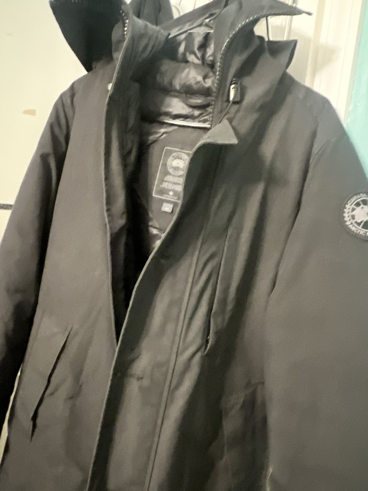 Canada Goose Parka – Men’s M – Authentic