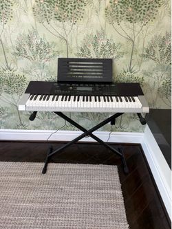 Casio Premium Keyboard! Like new