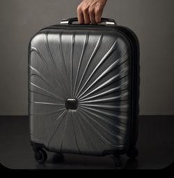 Luggage small 20$