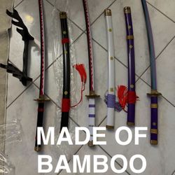 NEW 30in ANIME COSPLAY RORONOA ZORO BAMBOO SWORDS (SET OF 3 with Stand)