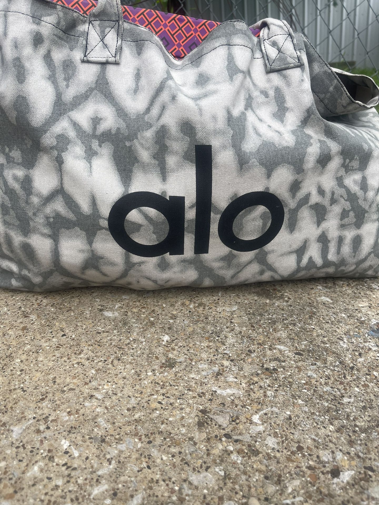 Alo Yoga Bag