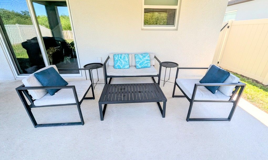 Patio Set