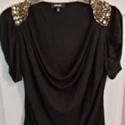 Ladies Size med. Express top