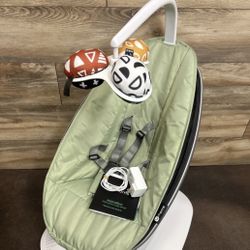 4moms mamaRoo Multi-Motion Baby Swing Smart Connectivity in Sage