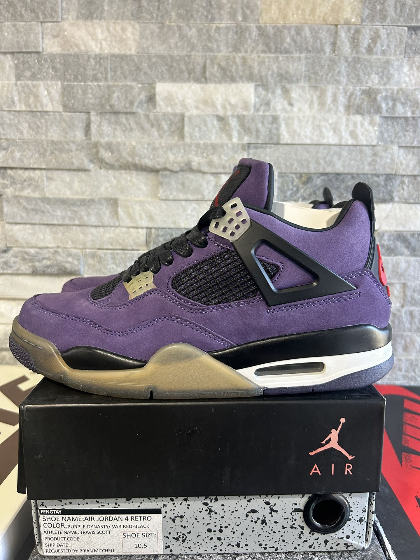 Jordan 4 Travis Scott F&F