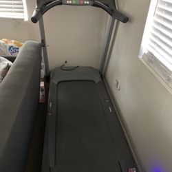 Bluetooth Enabled Treadmill 