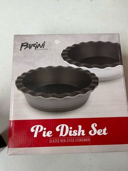 Parini Cookware Glazed Non-Stick Stoneware Pie Dish Set