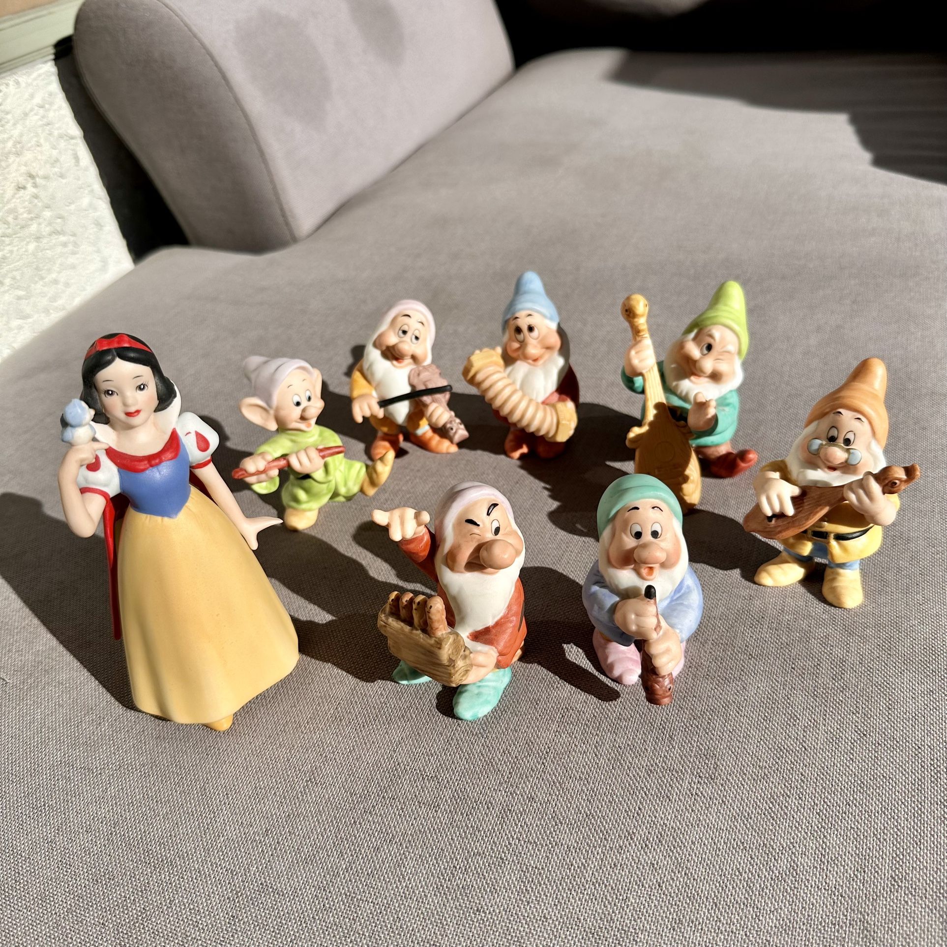 Vintage Disney Sri Lanka Snow White and Seven Dwarfs Ceramic Figurines Set of 8