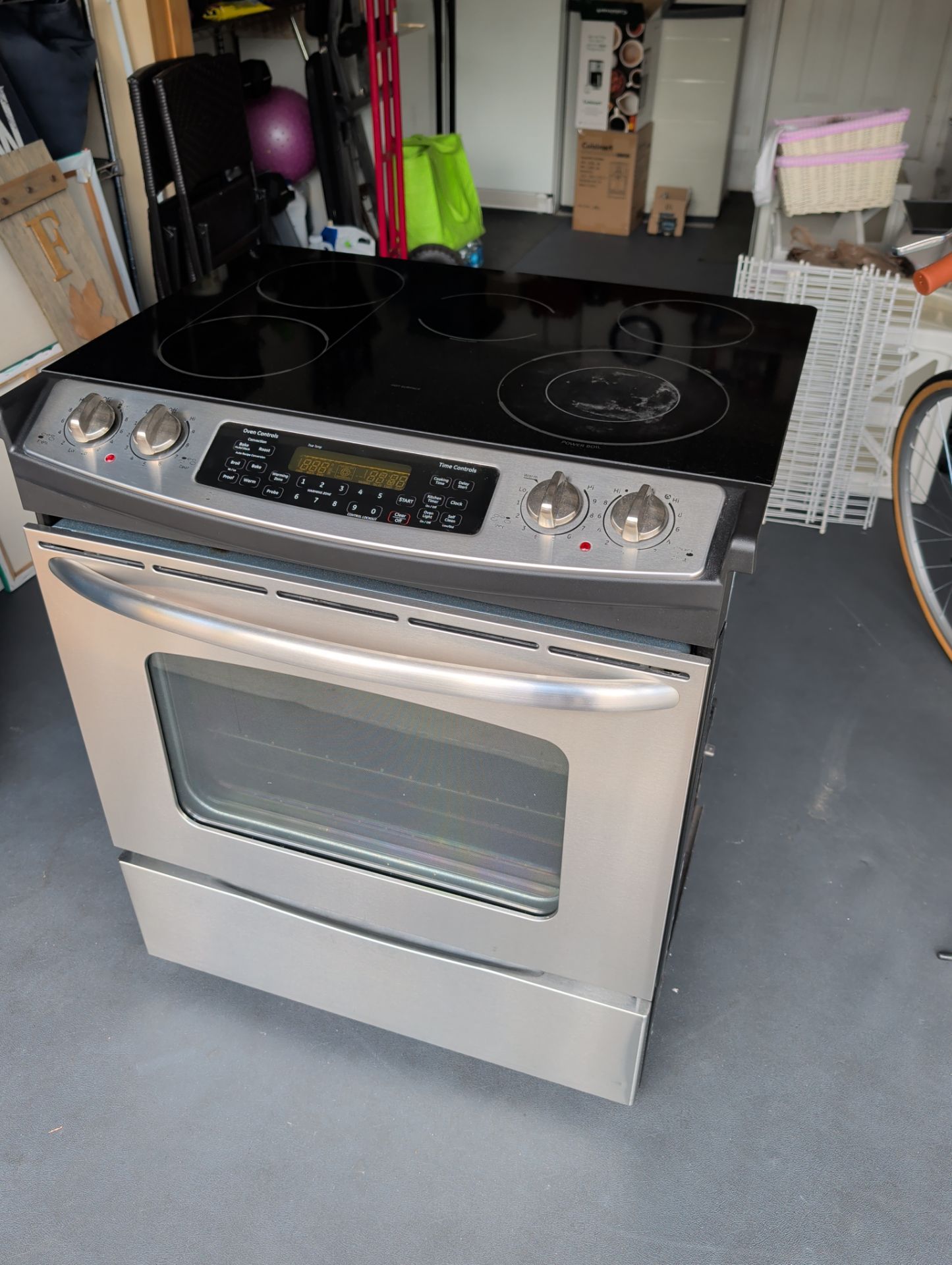 GE 30 inch Stainless Range (stove / oven) model JSP46SP3SS