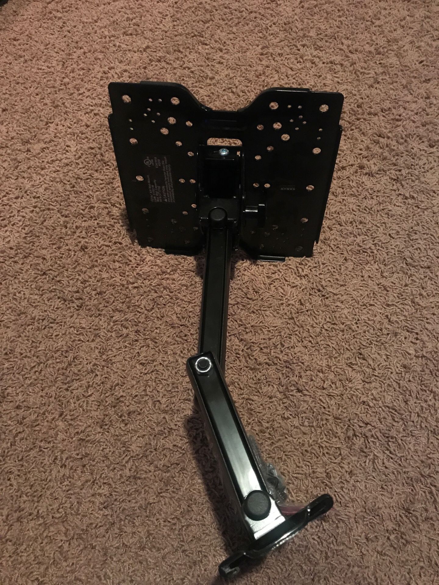 TV mount Up to 60 lbs