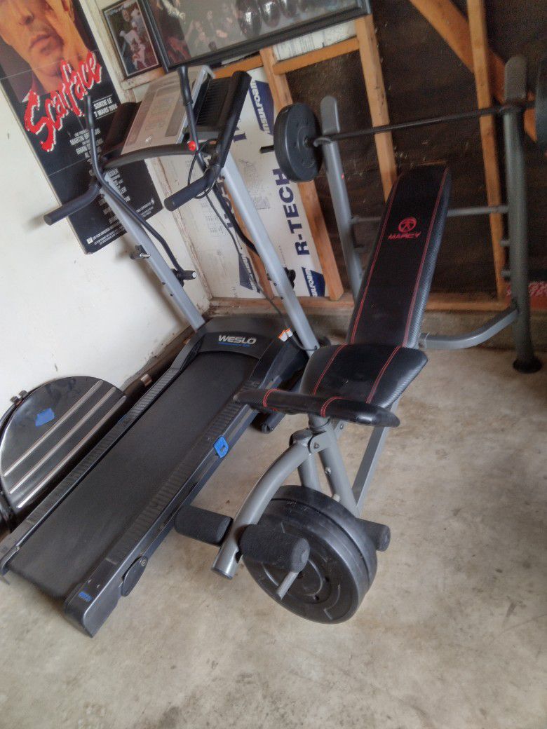 Treadmill And Weight Bench For 150$ For Both  Price Firm 