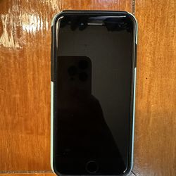 iPhone 7 128GB T-Mobile