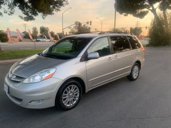 Toyota sienna