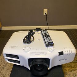 Epson 4750w WXGA 1080p LCD Projector (OEM Remote Control +HDMI Cable)