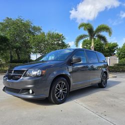 2019 DODGE Caravan SE Plus