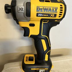 DeWalt XR Impact Drill