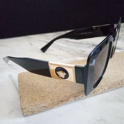 Versace Mens Or Women's Sunglasses! Brand New Never Worn