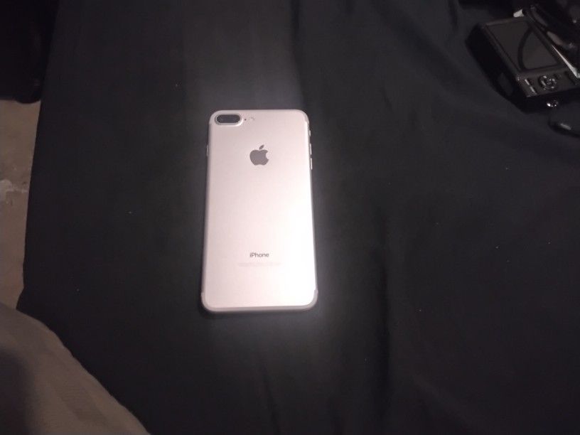 IPhone 7 $60 Activtion lock .