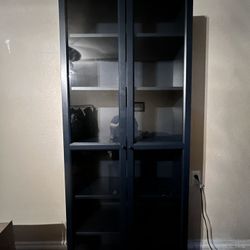 BILLY ( bookcase with glass doors) 