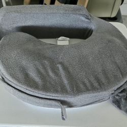 Brest Friend Breast Feeding Pillow